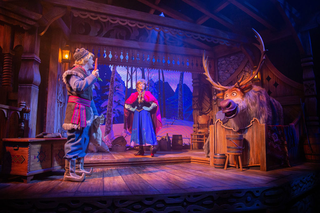Disneyland Paris La Reine des Neiges Une Invitation Musicale Sven Animatronic show