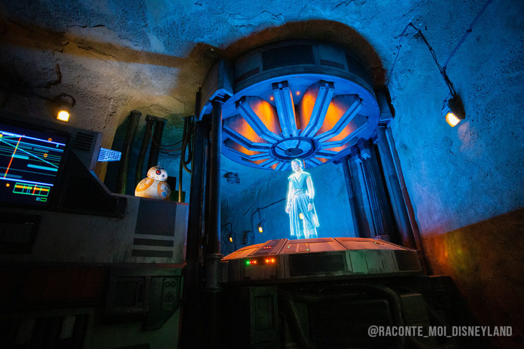 Rey BB8 Rise of the Resistance Galaxy Edge Walt Disney World