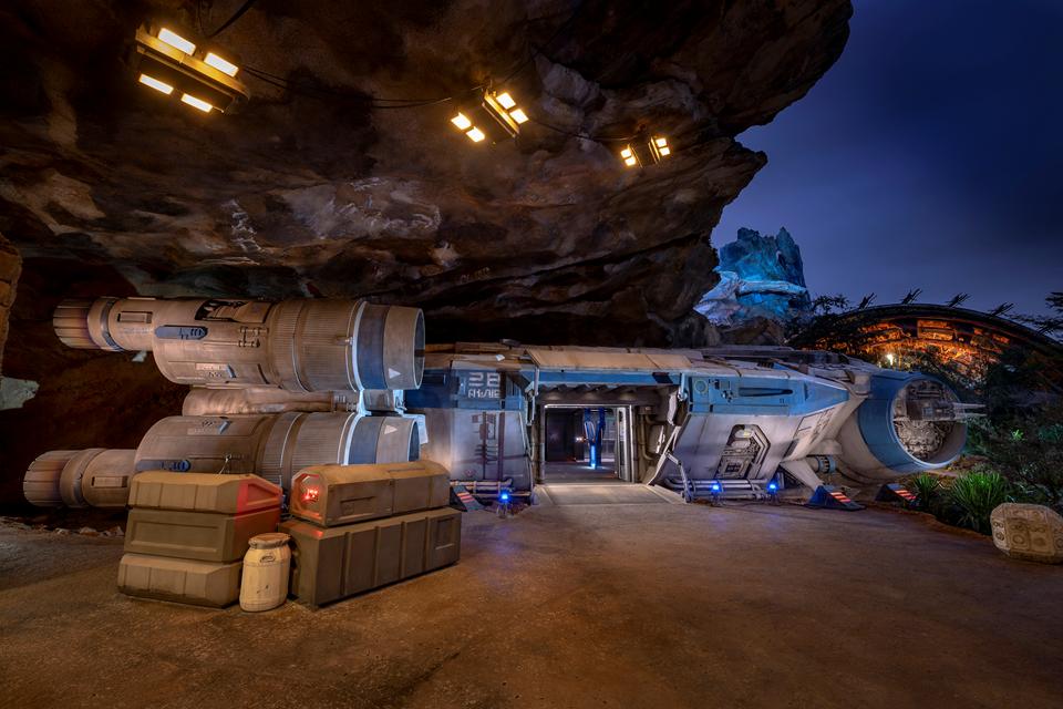 Star Wars Rise of the Resistance Galaxy Edge Walt Disney World