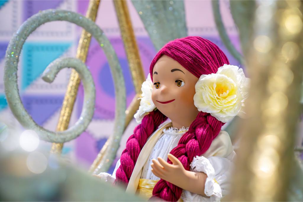 Its a Small World Disneyland Paris 03