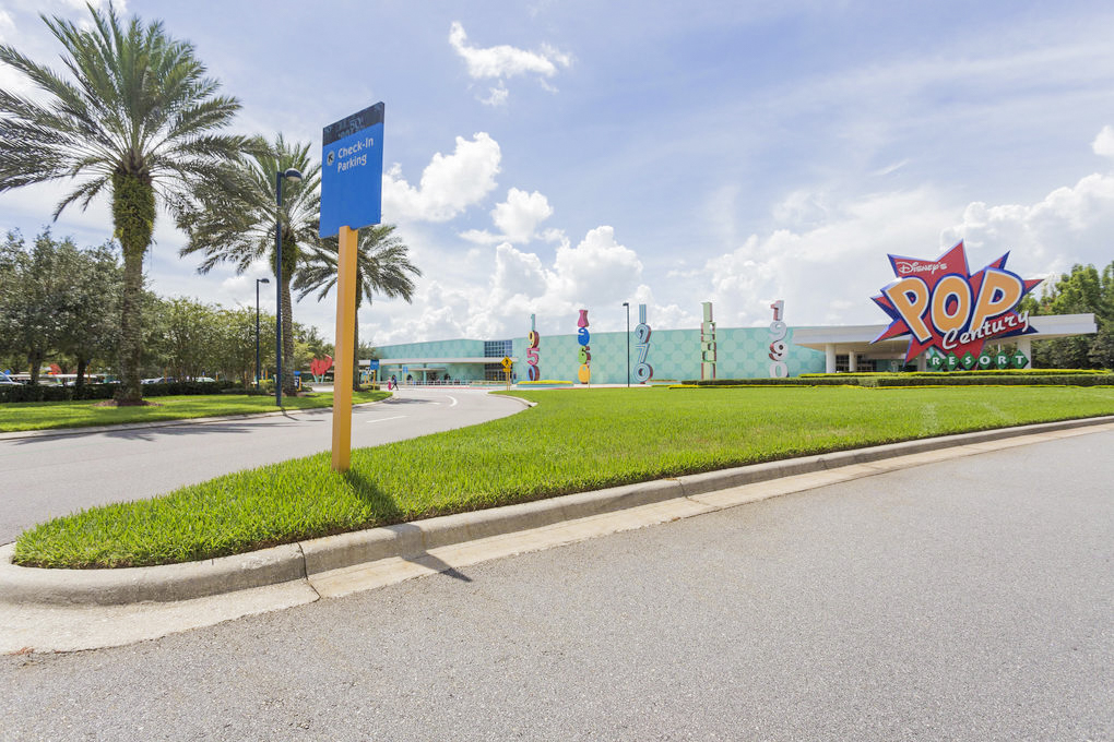 Disney's Pop Century Resort - façade et architecture pop culture