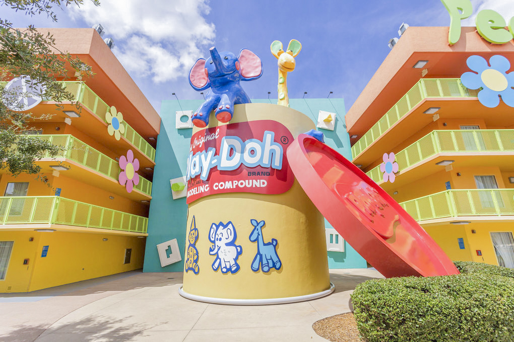 Walt Disney World Hotel Pop Century 04