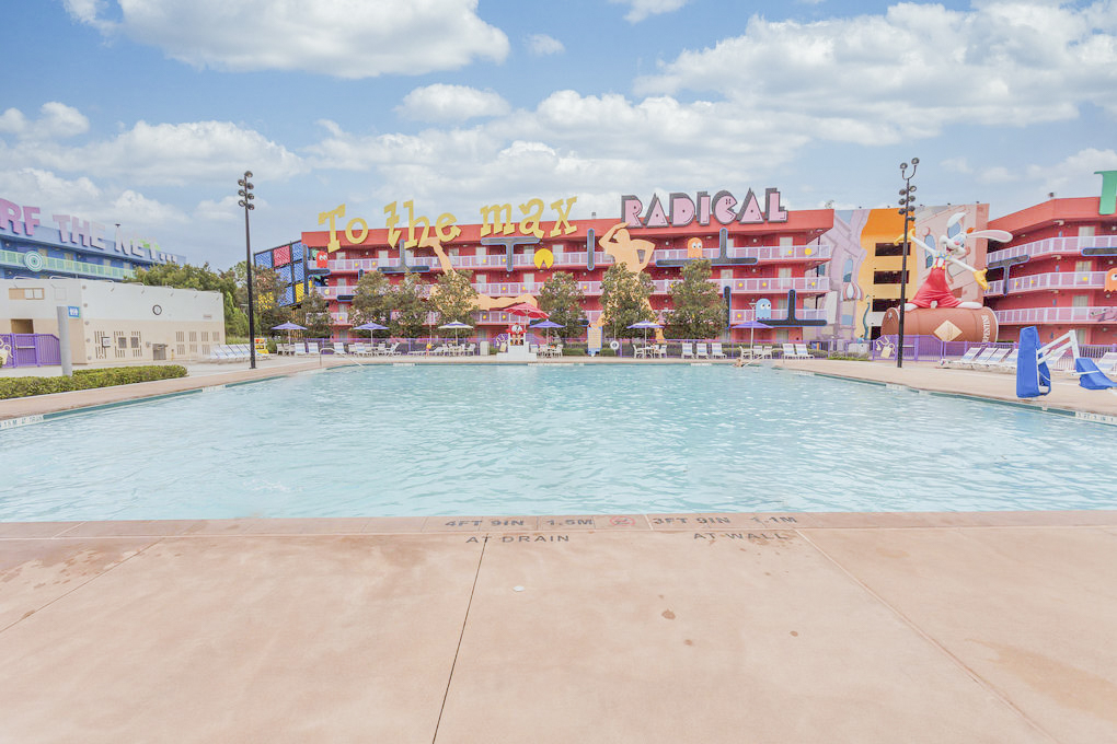 Walt Disney World Hotel Pop Century Piscine 80s pool 02