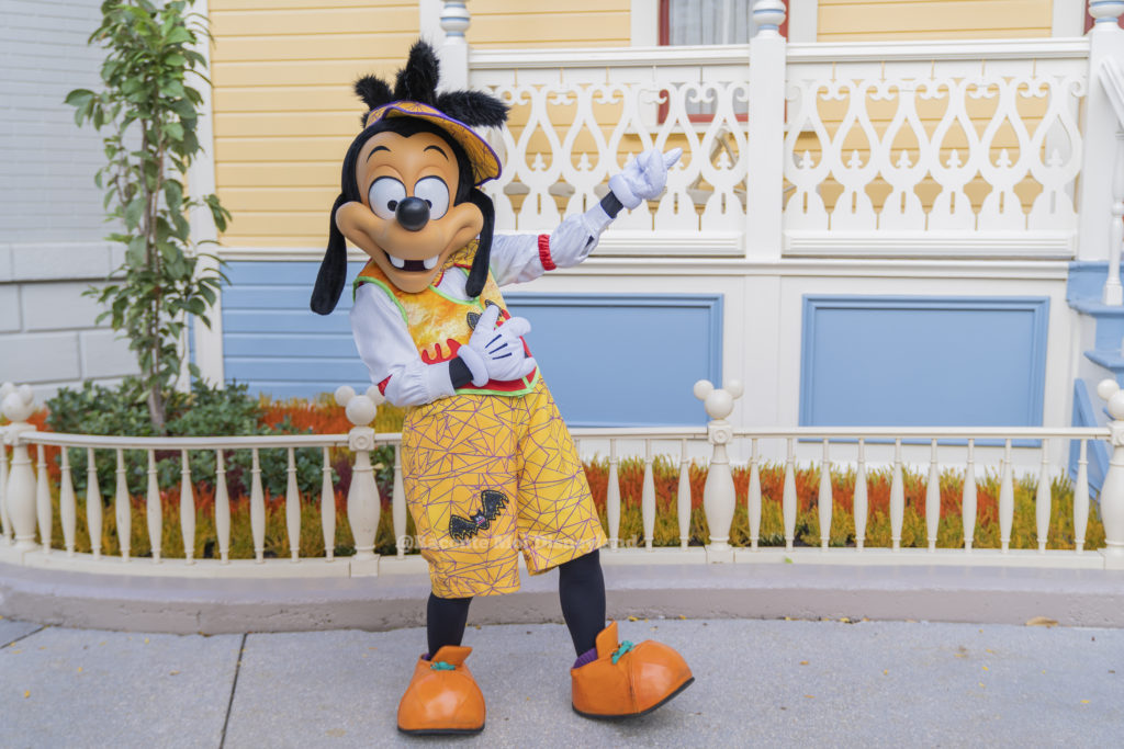Disneyland Paris Halloween personnage Selfie Spot Max