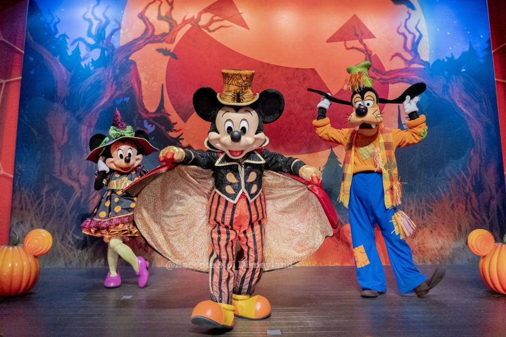 Disneyland Paris Halloween personnage Selfie Spot Mickey Minnie