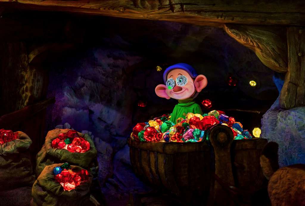 seven dwarfs mine train magic kingdom disney world 1