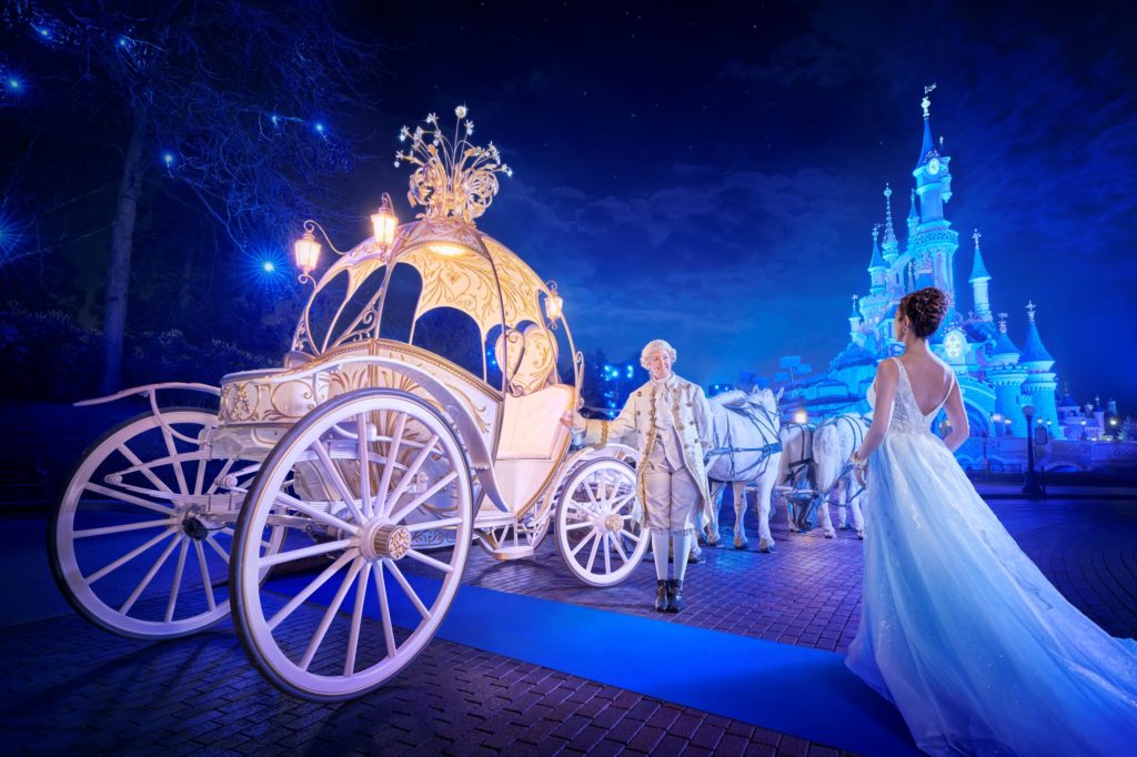 Mariage devant le chateau de Disneyland Paris 01