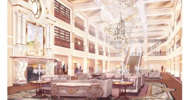 Disneyland hotel rénové Paris réouverture lobby