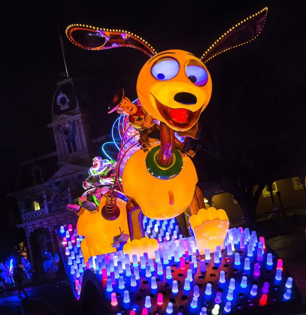 DLR 2025 paint the night parade