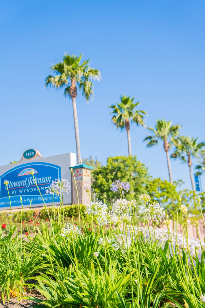 Hotel HOJO Howard Johnson Anaheim 12