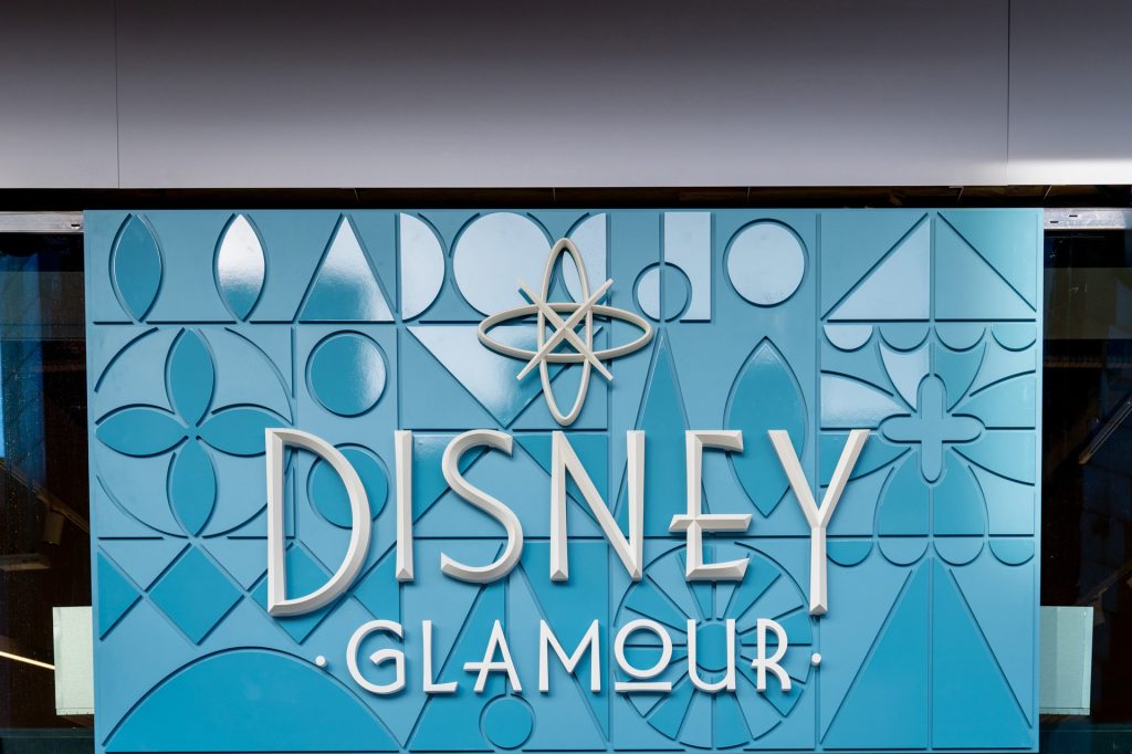 Boutiques Disney village 05
