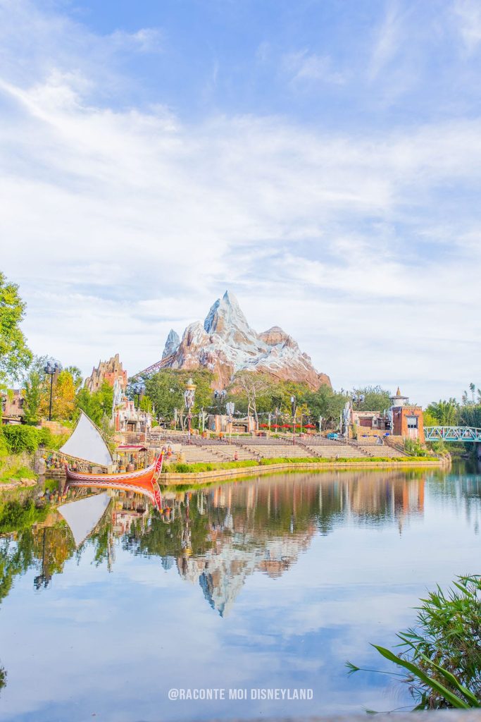 Walt Disney World Disney Animal Kingdom Expedition Everest 01 min