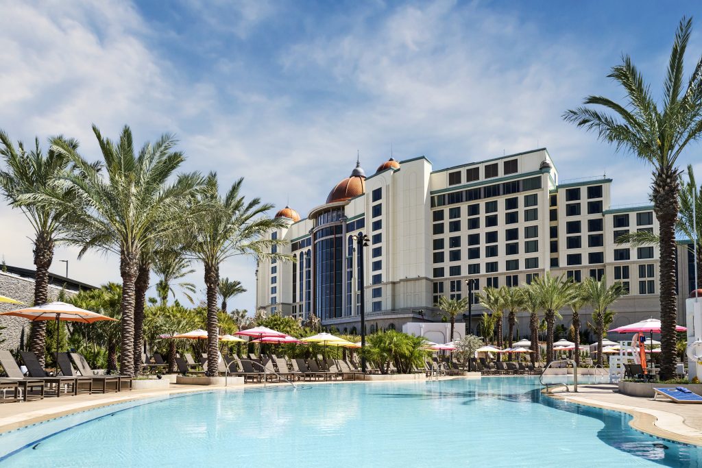 10 Universal Helios Grand Hotel a Loews Hotel Lotus Lagoon Pool 2