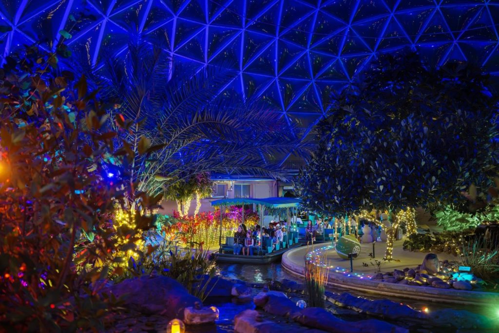 2025 EPCOT Festival of Holidays Glimmering Greenhouses 1 1536x1024 1