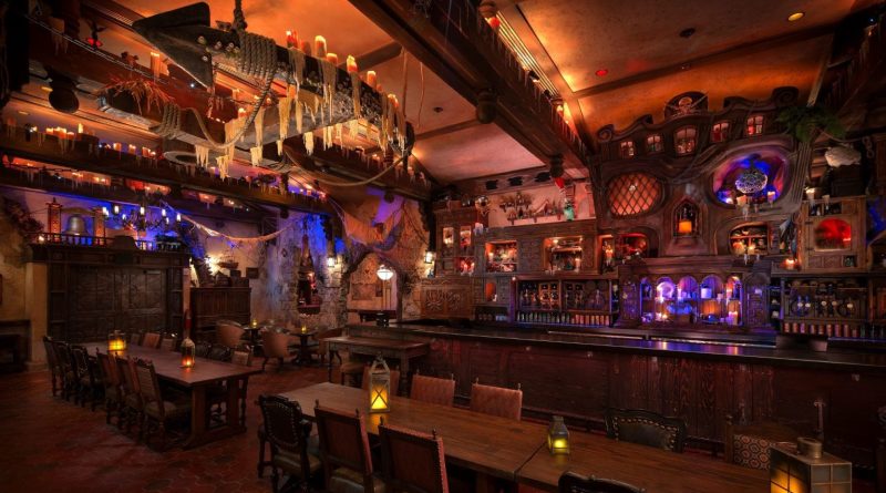 The Beak and Barrel Magic Kingdom Bar Pirates 01