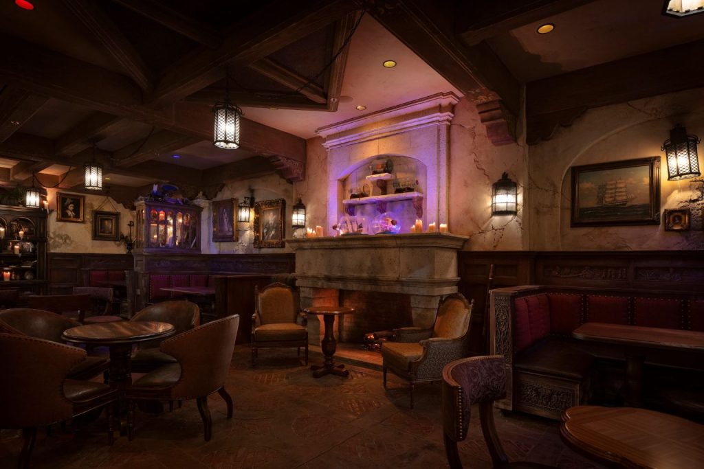 The Beak and Barrel Magic Kingdom Bar Pirates 03
