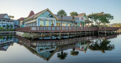 Disney&rsquo;s Caribbean Beach Resort : le guide complet de l&rsquo;hôtel Moderate aux couleurs des Caraïbes