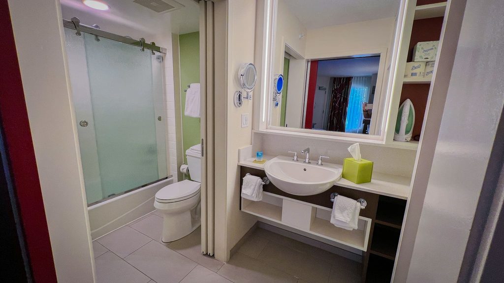 Disney’s All-Star Movies Resort chambre salle de bains