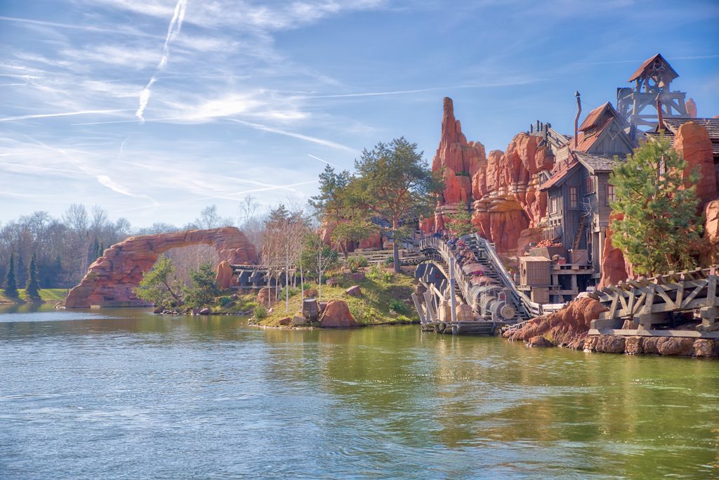 disneyland PAris attractionBig thunder Mountain